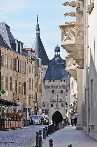 Du Chastenoy - Vieille Stanislas * נאנסי